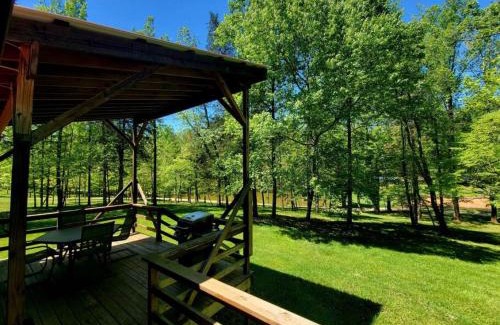 Stanardsville Casa | Farmview Cottage at White Lotus Eco Spa Retreat