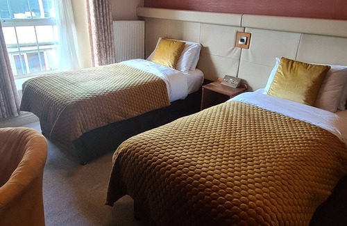 Cavan Hotel | Farnham Arms Hotel