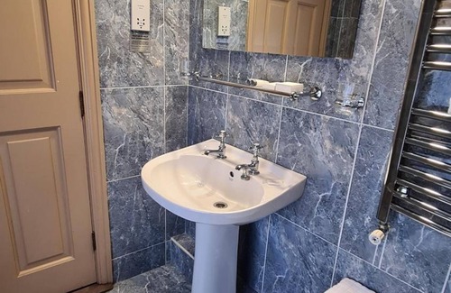 Cavan Hotel | Farnham Arms Hotel