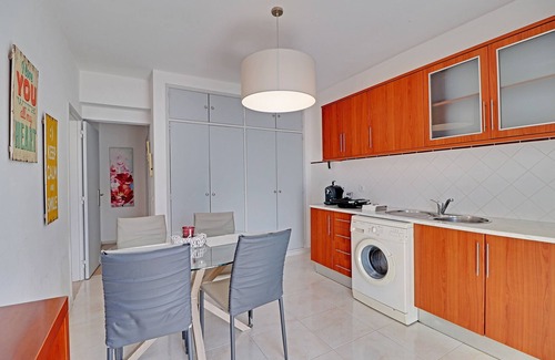 Montenegro Apartamento | Faro Airport Flat 1 by Homing
