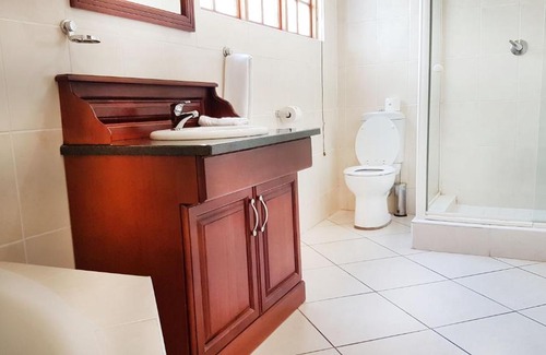 Ladysmith Cabina | Farquhar Lodge