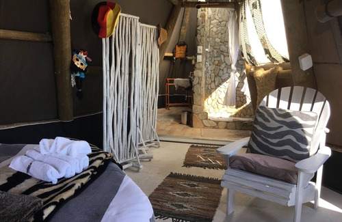 Paternoster Casa | Farr Out Guesthouse