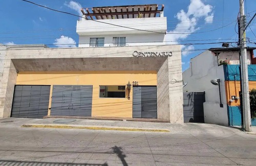 San Pedro Tlaquepaque Apartamento | Fast Wifi★Wash/Dry★New Beds★Keyless★24H Doorman