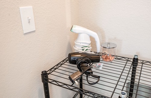 Huntsville Apartamento | Fast WiFi, King Bed, Gym, Free Parking