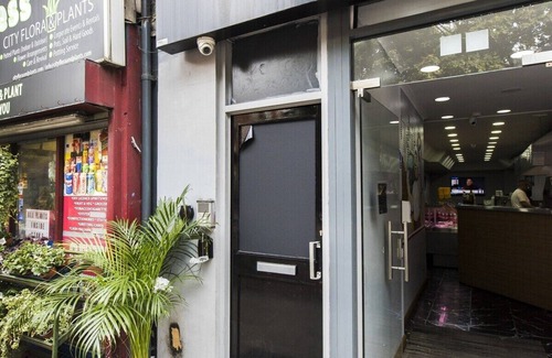 St Luke's Apartamento | Fast Wifi Sleeps 4 Pet-friendly