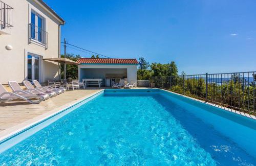 Smrika Casa | Faszinierende Villa mit traumhaften Meerblick zur Insel Krk mit Privatpool, Tischtennis, Billard, Grill