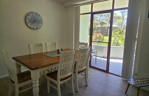 Mollymook Beach Apartamento | Fathoms 1 - 2BR beach resort apartment