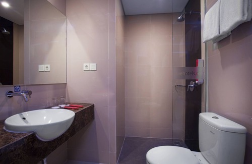Tangerang Hotel | favehotel Hasyim Ashari