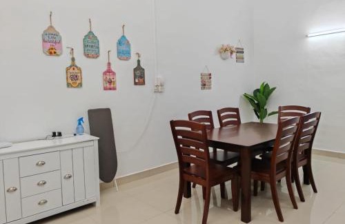 Malacca City Casa | Favourite Homestay Melaka - 8Pax,4BR,4Bath
