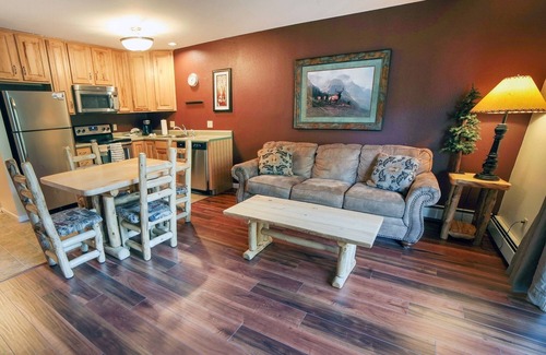 Estes Park Condominio | Fawn Valley Inn: 298 1 Bedroom Condo