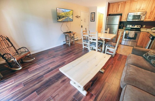 Estes Park Condominio | Fawn Valley Inn: 298 1 Bedroom Condo