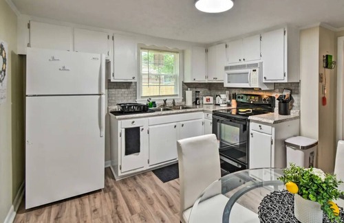 South View Casa | Fayetteville Vacation Home !
