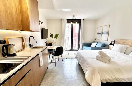 Almendrales Apartamento | FD/ Luminous Studio. First qualities. Parking. TV