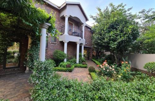 Middelburg Casa | Feathers Guest House