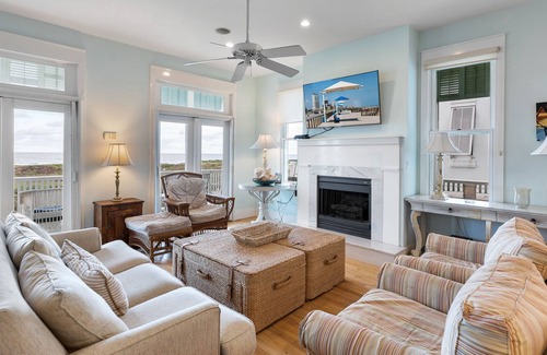 The Shores Casa | Featured in Coastal Living Magazine "Palm House" in Shores Division