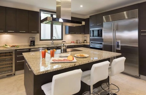 Herreras Condominio | Aparece en el listado Million Dollar de Bravo TV y en el hogar de St Regis