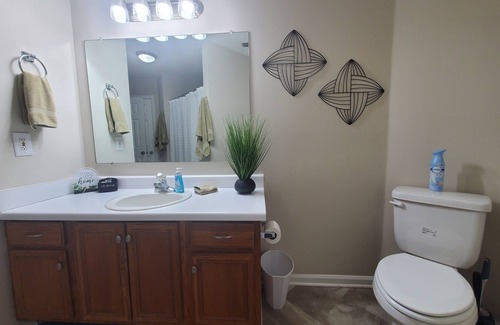 Murfreesboro Casa | Federal Ct- Charming 3-bedroom near Ag Center and MTSU in Murfreesboro