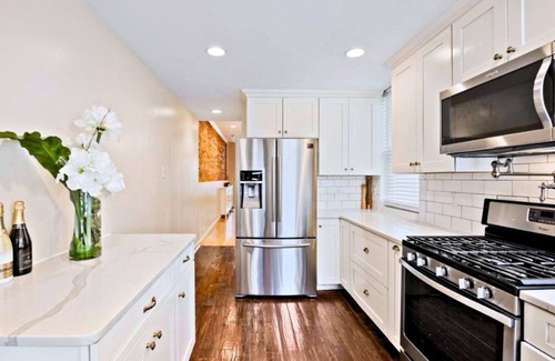 Federal Hill Casa | Federal Hill & Inner Harbor Lux Retreat: Sleeps 6