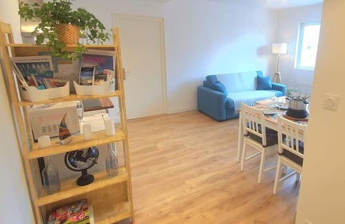 Annemasse Apartamento | FEEL AT HOME - 1 min from train station modern renovated flat