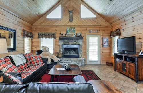 Branson Cedars Cabina | Siéntete como en casa en Twin Pines