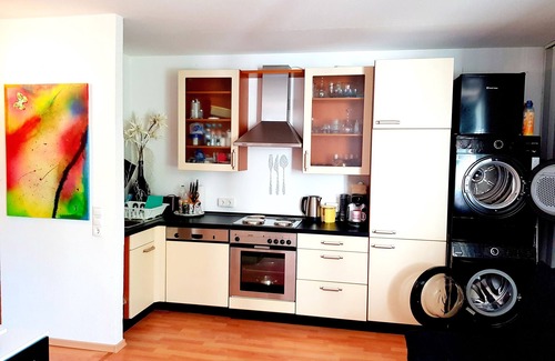Landstuhl Apartamento | Siéntase como en casa en mi acogedor estudio moderno bien equipado :)