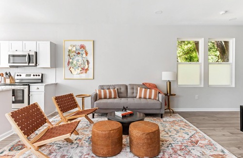 Hanahan Casa | Feel at Home in this Sun-filled 3 BR Home w/ Covered Patio!