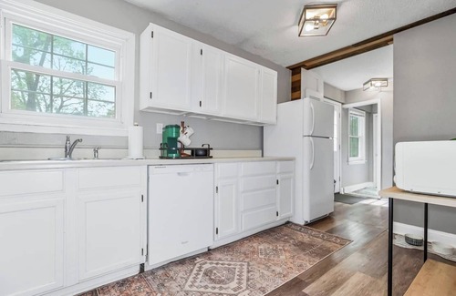 Prairie Village Casa | Feel at home in this charming house on a quiet street