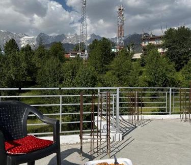 Naddi Apartamento | Feel at Home Tranquil trails home stay naddi