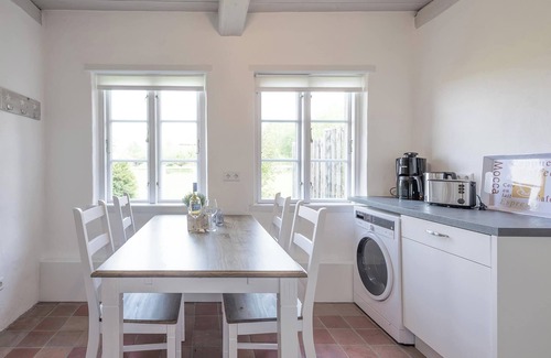 Wobbenbull Apartamento | Feel-good atmosphere under thatched roof in the beautiful vacation apartment "Wa