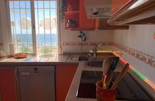 Benajarafe Casa | Feel-good atmosphere with a fantastic sea view