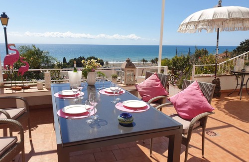 Benajarafe Casa | Feel-good atmosphere with a fantastic sea view