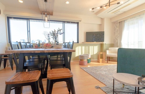 Nakano Apartamento | Feel rich / Room 801 / Spacious 3LDK, 12 people / 5 minutes from the station / In front of the family restaurant / 5 minutes at the convenience store / Wi-Fi available