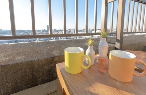 Nakano Apartamento | Feel rich / Room 801 / Spacious 3LDK, 12 people / 5 minutes from the station / In front of the family restaurant / 5 minutes at the convenience store / Wi-Fi available