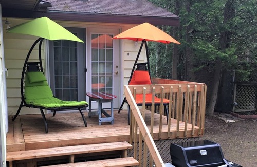 Sauble Beach Cabaña | Feel the Space! Beautiful Three Bears' Cottage in Sauble Beach!