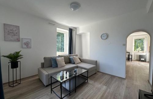 Ebreichsdorf Apartamento | FeelHome-GolfClub-Balkon-4 Gäste-WiFi-Smart TV