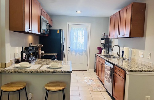 Charlotte Casa | Feels Like Home, 4 mins to Arts District and close to all in quiet neighborhood