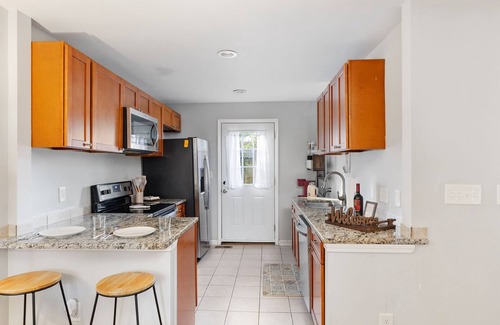 Charlotte Casa | Feels Like Home, 4 mins to Arts District and close to all in quiet neighborhood