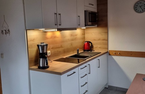 Tannenhausen Casa | Fehaus, shower/WC, 1 bedroom, 1 living-bedroom in front - Helena am Badesee,