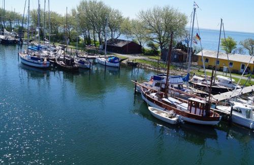 Orth Apartamento | Fehmarn Ostseeferien FW3 Ferienwohnung "Toplicht" 1041