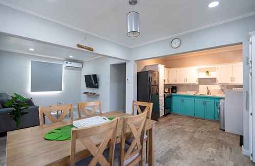 Saint Lawrence Casa | Feliz-City | 3BR near St Lawrence Gap and beach