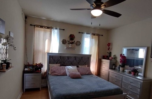 Hagerstown Casa | Fell like home one hour away from Washington DC private parking and patio