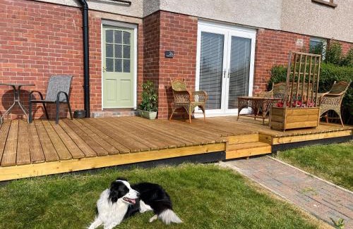 Penrith Casa | Fell View - Dog-Friendly House, Enclosed Garden & Great Views