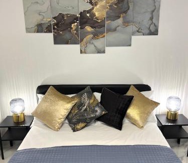 Picanello-Ognina-Barriera-Canalicchio Apartamento | FELLINI SUITES Lungomare near the sea