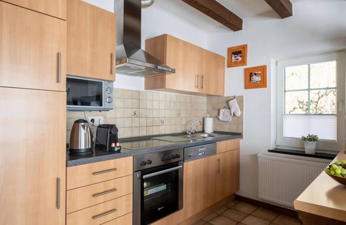Eslohe Casa | Felsberg retiro moderno
