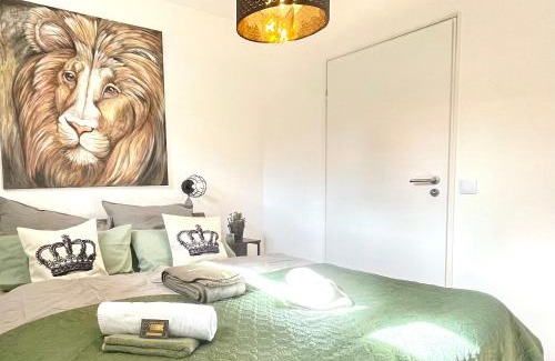 Siegen Apartamento | Femo - Royal Siegen - königliche Wohnung - separater Eingang - Oberstadt nähe Marienkrankenhaus