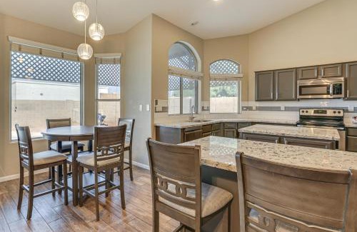 Garden Lakes Casa | Fenced Backyard Oasis Pet-Friendly Avondale Home