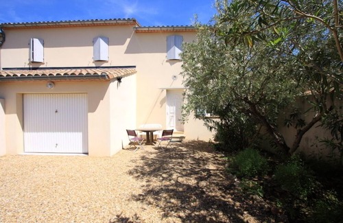 Saint-Quentin-la-Poterie Villa | Villa vallada, 4 personas, jardín, St-Quentin-la-Poterie a 4 km del histórico Uzès,
