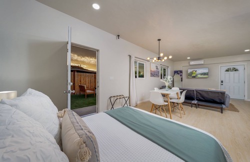 Menlo Park Apartamento | Fenced / Studio / 1 bd / 1 ba / Near "A" Mountain