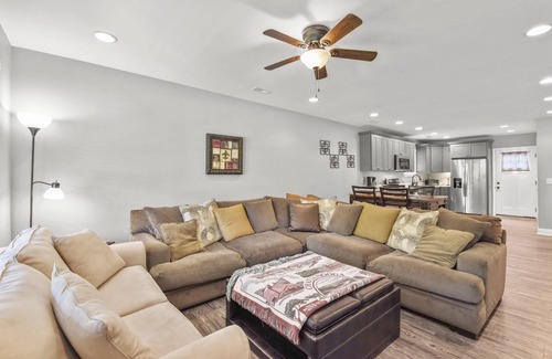 Lookout Valley Neighborhood Association Casa | Fenced yard - Dogs - 1 mile The Venue - 10 min to Chattanooga-Lookout Mountain