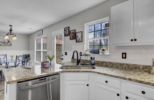 Goose Creek Casa | Fenced Yard & Pet Friendly: Navy Base + Charleston